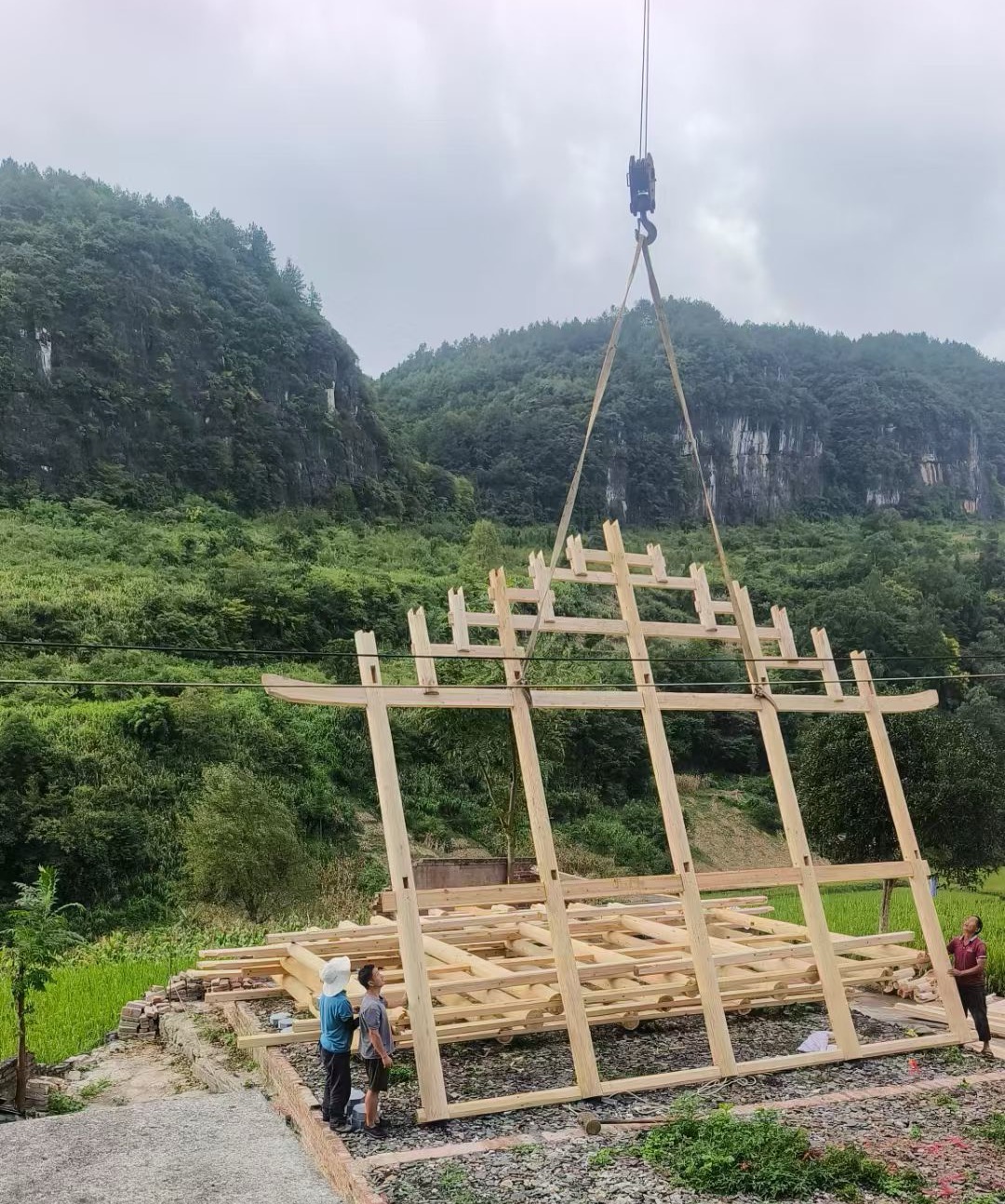 汾阳市汽车吊出租公司怎么保证发动机散热问题